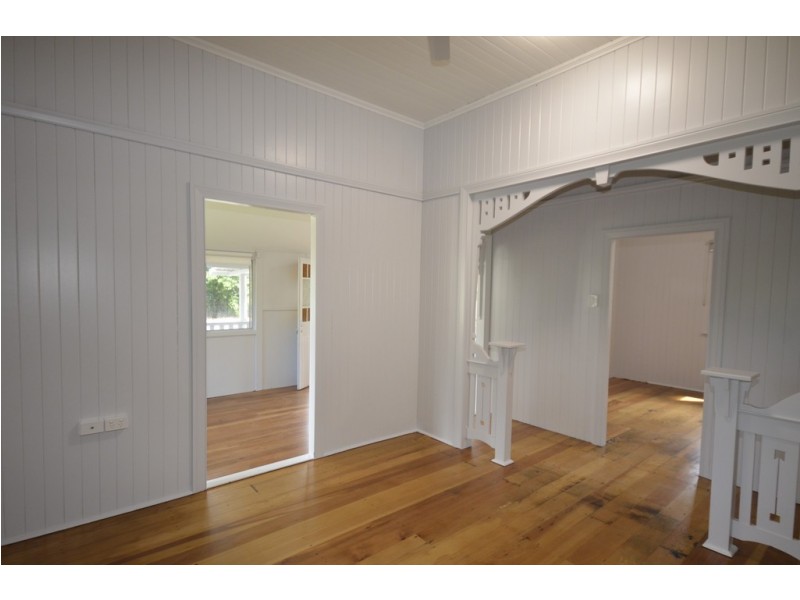 7 JACK STREET, Mossman QLD 4873