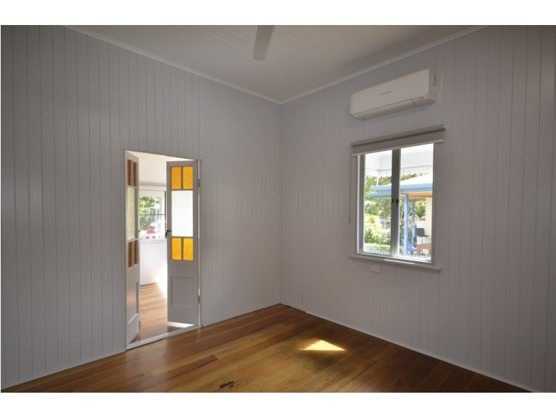 7 JACK STREET, Mossman QLD 4873