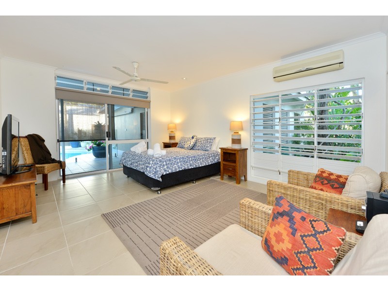 18 SEABROOK AVENUE, Port Douglas QLD 4877