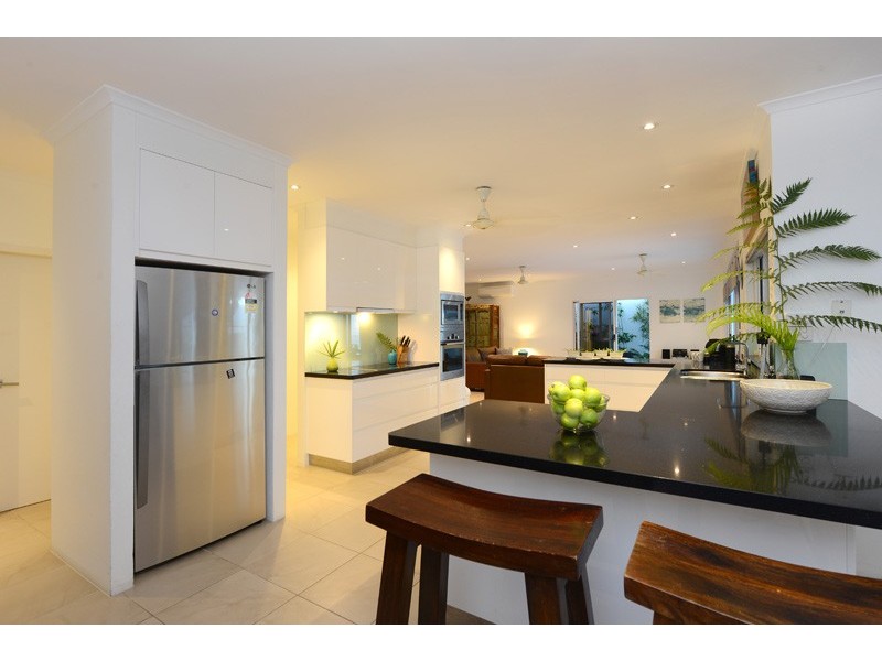 18 SEABROOK AVENUE, Port Douglas QLD 4877