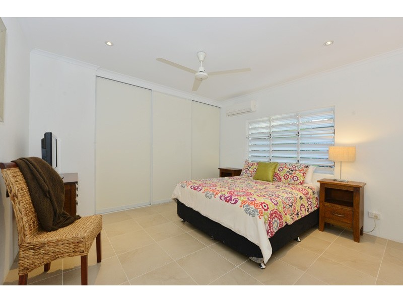 18 SEABROOK AVENUE, Port Douglas QLD 4877
