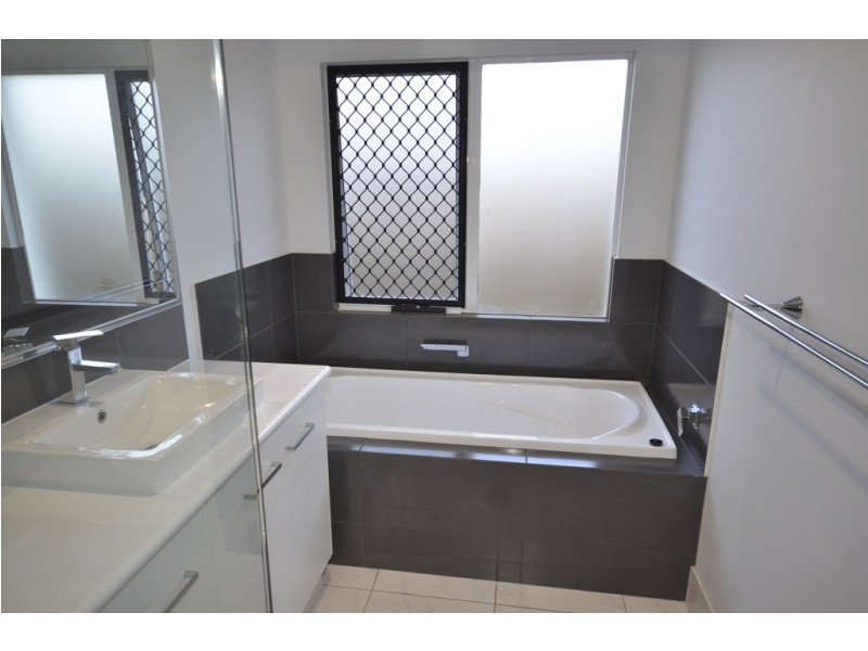 83 Barrbal Drive, Bonnie Doon QLD 4873