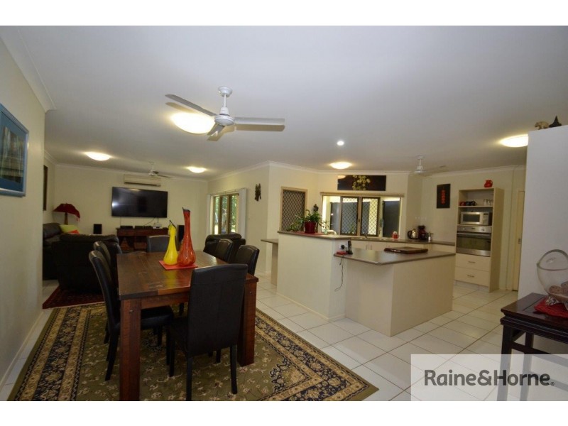 6 RIFLEBIRD CRESCENT, Mossman QLD 4873