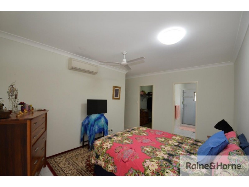 6 RIFLEBIRD CRESCENT, Mossman QLD 4873