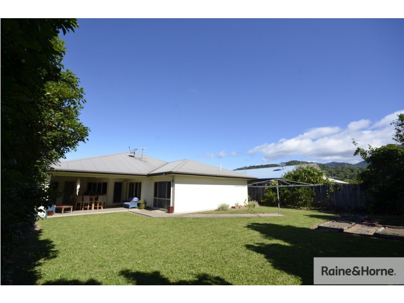 6 RIFLEBIRD CRESCENT, Mossman QLD 4873