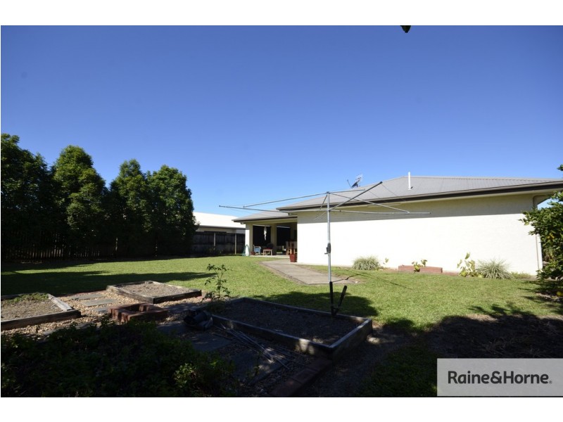 6 RIFLEBIRD CRESCENT, Mossman QLD 4873