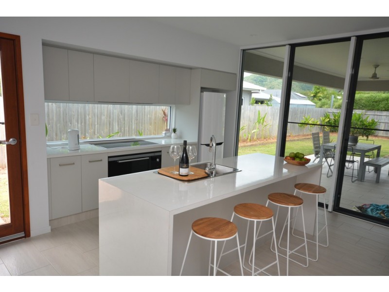 38 MILMAN DRIVE, Port Douglas QLD 4877