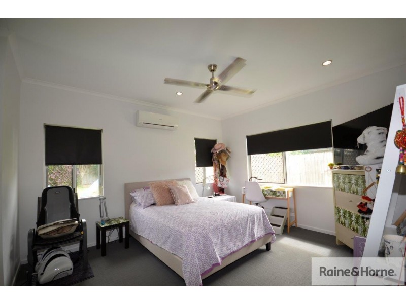 2 RIFLEBIRD CRESCENT, Mossman QLD 4873