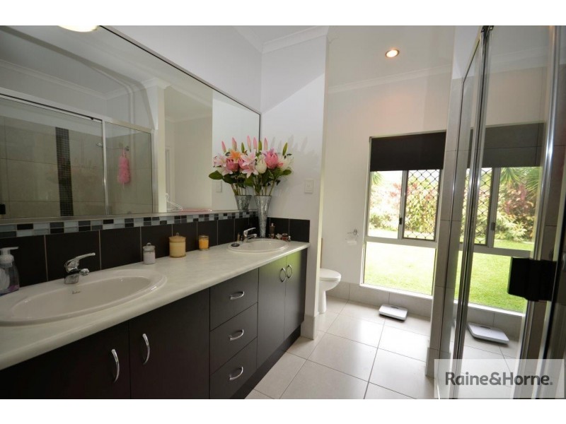 2 RIFLEBIRD CRESCENT, Mossman QLD 4873