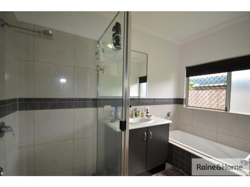 2 RIFLEBIRD CRESCENT, Mossman QLD 4873