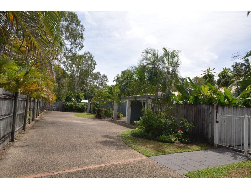 2 139 DAVIDSON STREET, Port Douglas QLD 4877