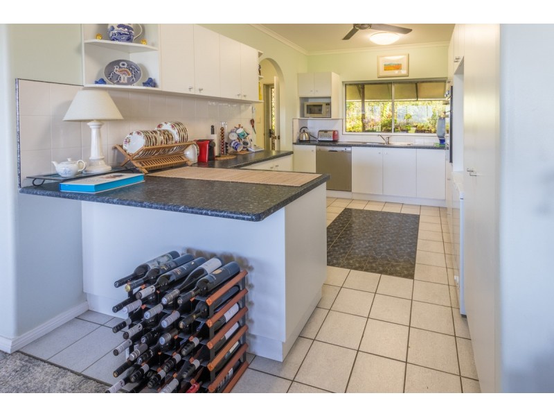 13 HIBISCUS CRT ROCKY POINT VIA, Mossman QLD 4873
