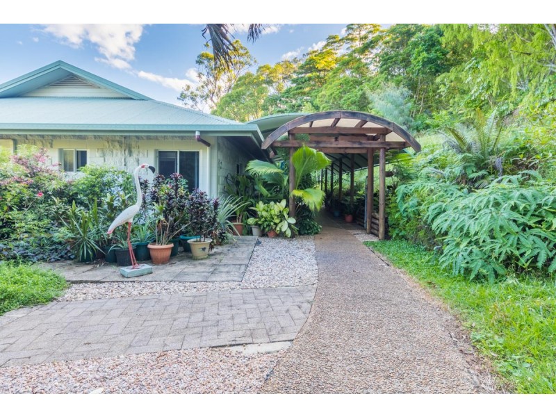 13 HIBISCUS CRT ROCKY POINT VIA, Mossman QLD 4873