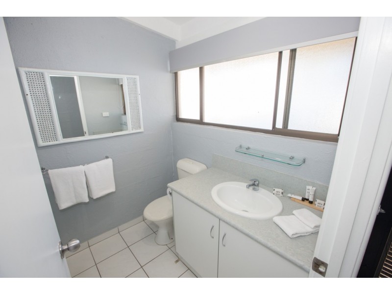 16/17 ESPLANADE, Port Douglas QLD 4877