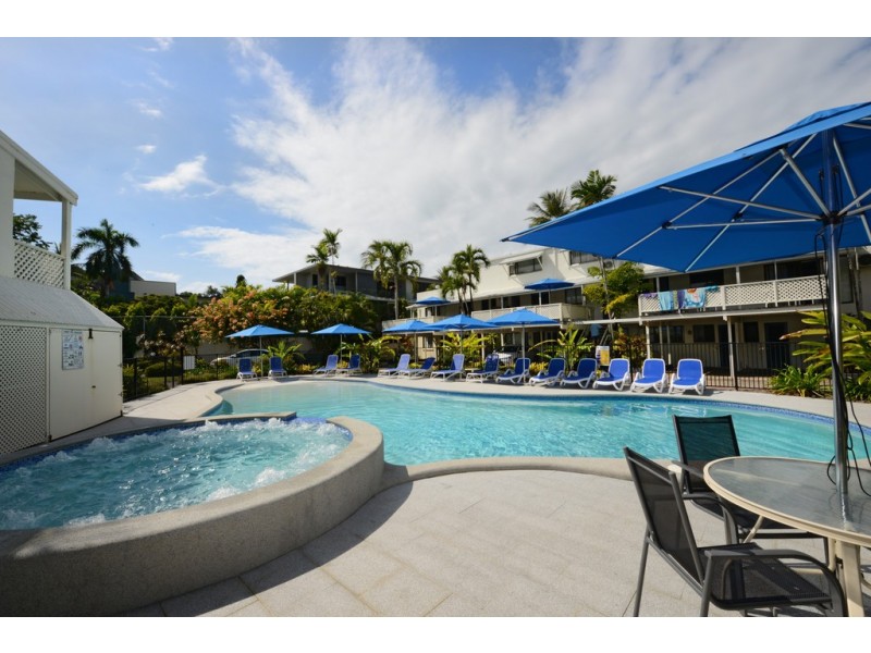 16/17 ESPLANADE, Port Douglas QLD 4877