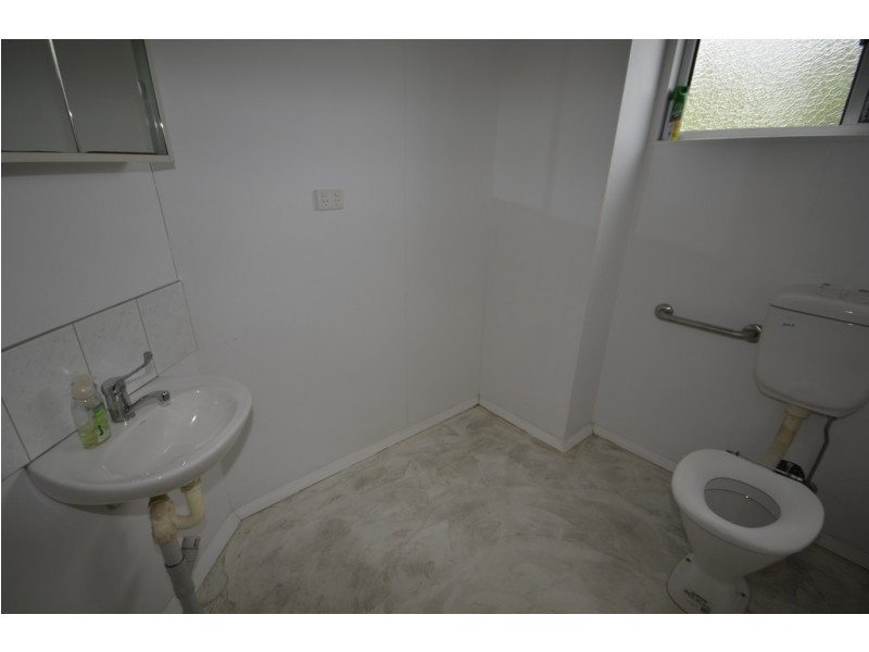 22 THERESA DRIVE, Mossman QLD 4873