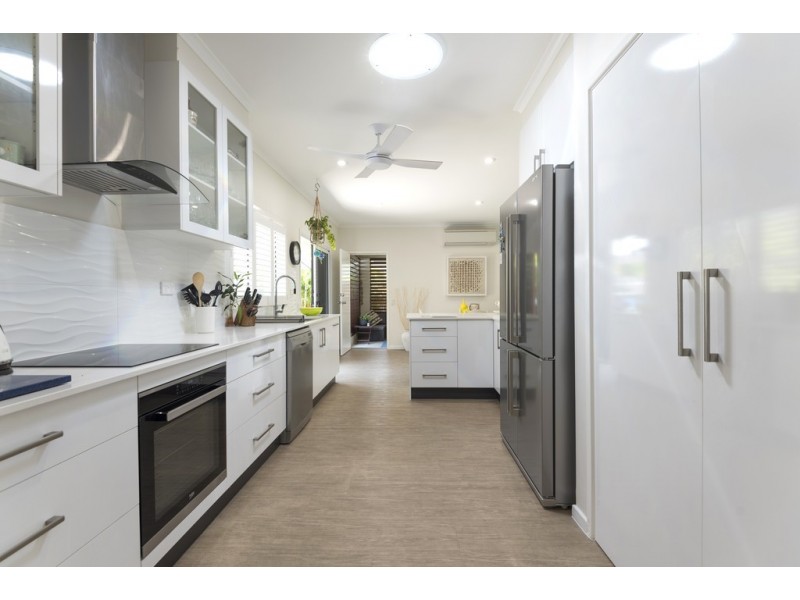 118 St. Crispins Avenue, Port Douglas QLD 4877