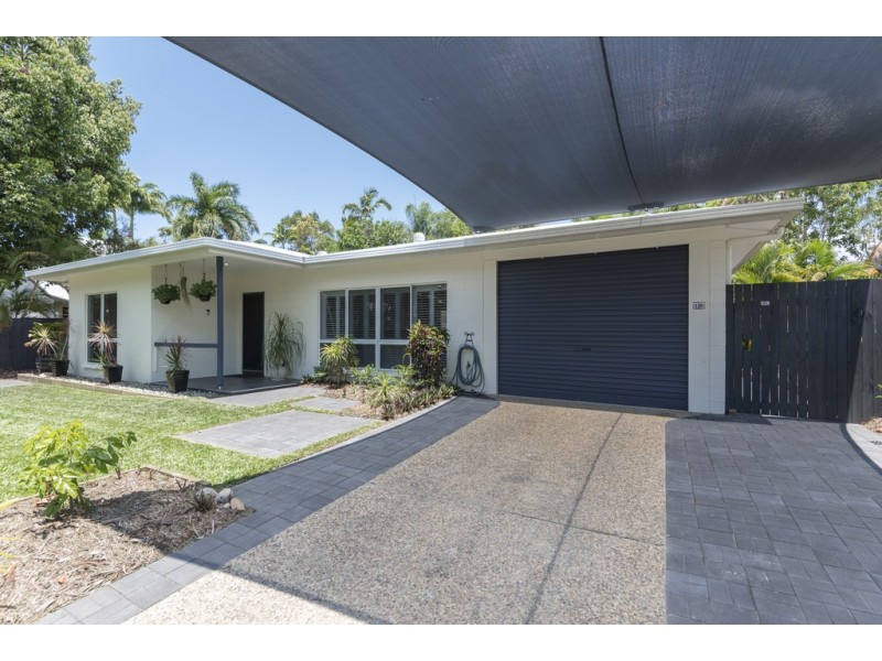 118 St. Crispins Avenue, Port Douglas QLD 4877
