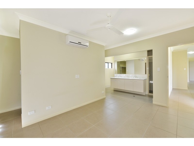 14 SPOONBILL CLOSE, Mossman QLD 4873