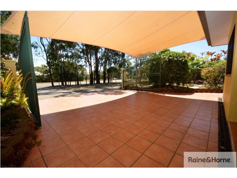 40 Johnston Road, Mossman QLD 4873