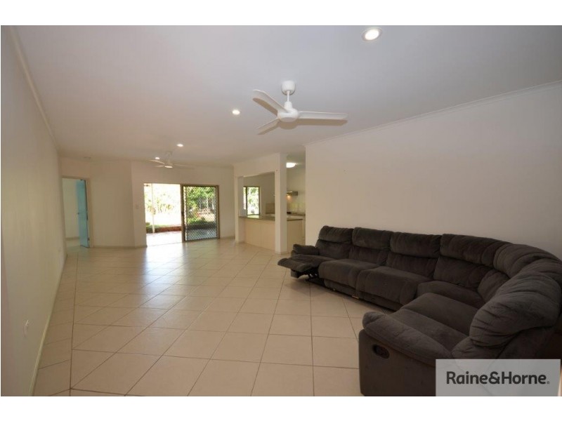 40 Johnston Road, Mossman QLD 4873