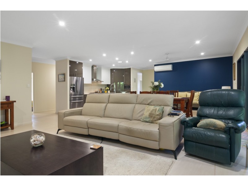 17 Dulku Close, Port Douglas QLD 4877