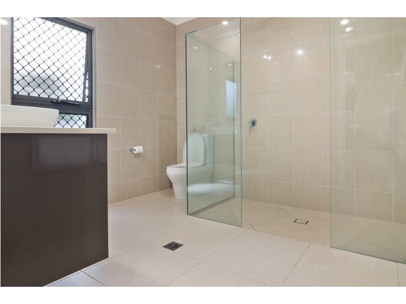 17 Dulku Close, Port Douglas QLD 4877