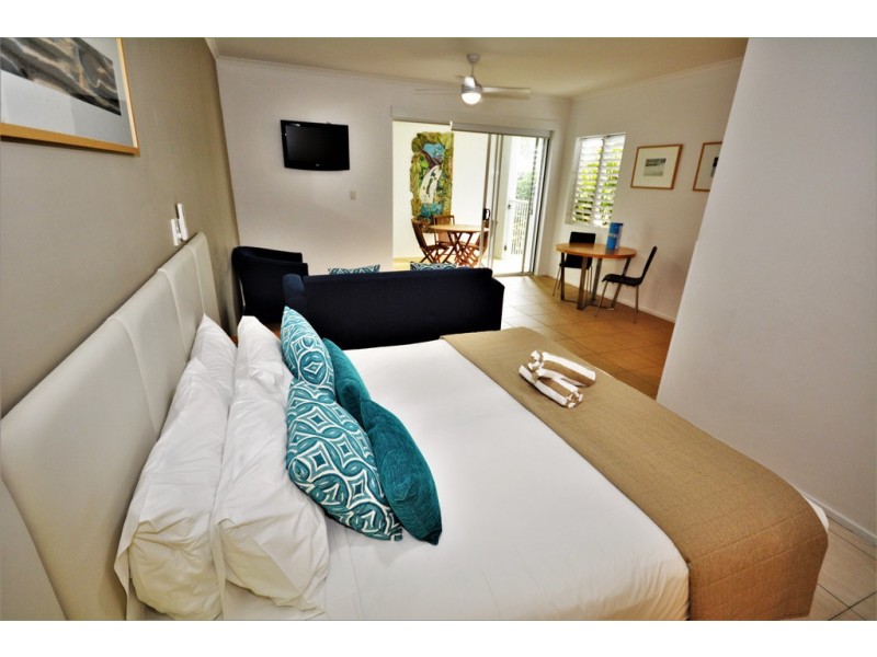 11/70-76 DAVIDSON STREET, Port Douglas QLD 4877