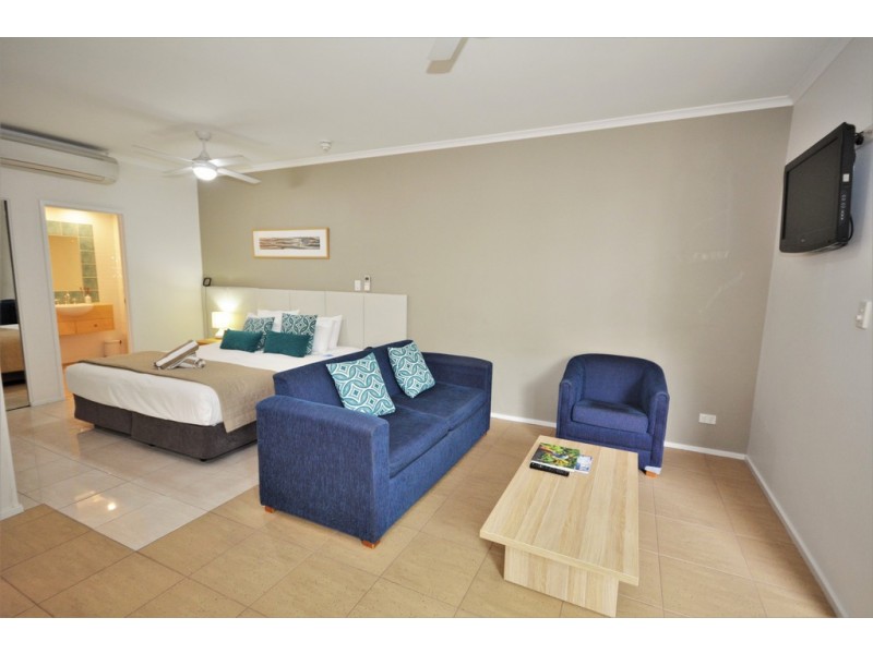 11/70-76 DAVIDSON STREET, Port Douglas QLD 4877