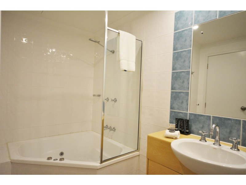 11/70-76 DAVIDSON STREET, Port Douglas QLD 4877