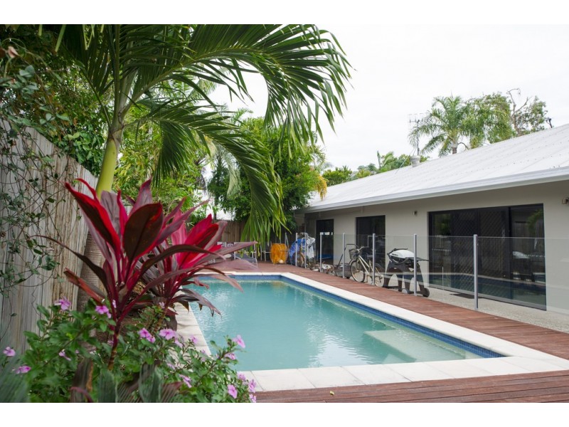 1/51 PECTEN AVENUE, Port Douglas QLD 4877