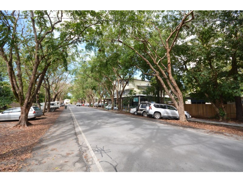 35 WARNER STREET, Port Douglas QLD 4877