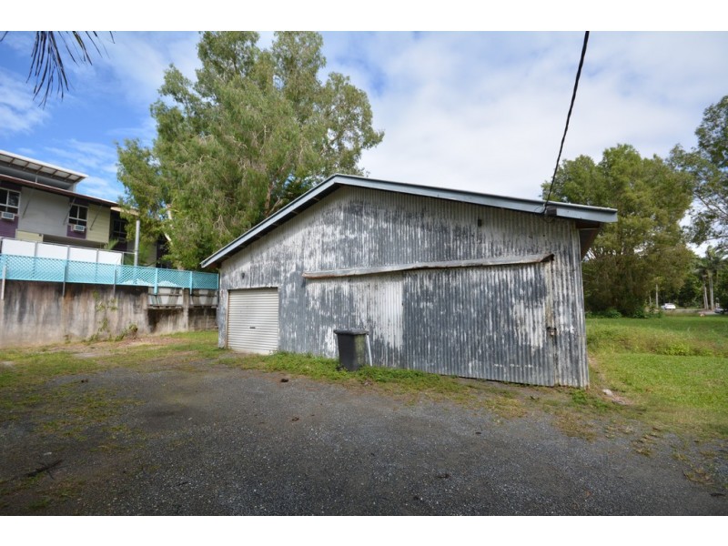 35 WARNER STREET, Port Douglas QLD 4877