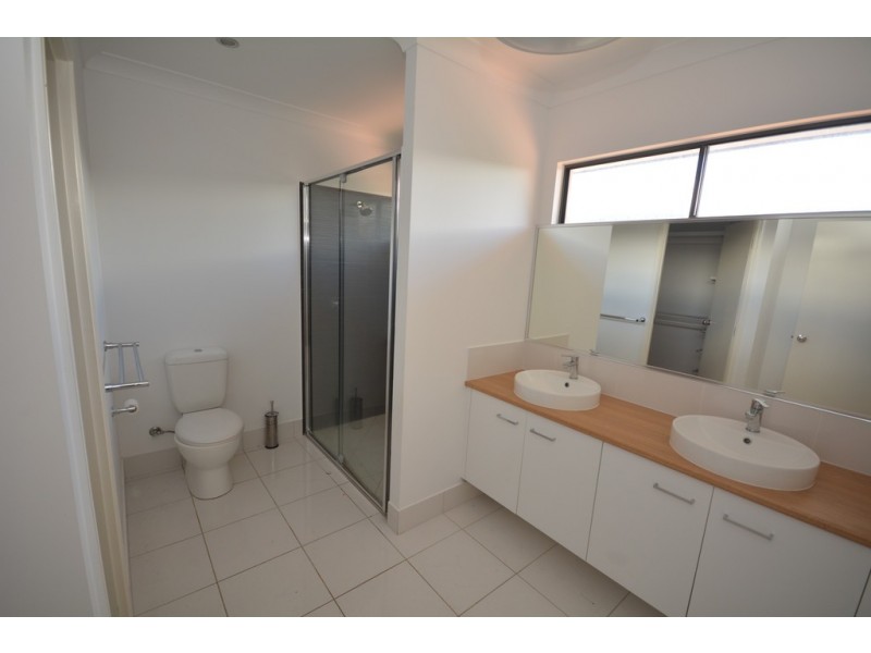 7 WANDI CLOSE, Port Douglas QLD 4877