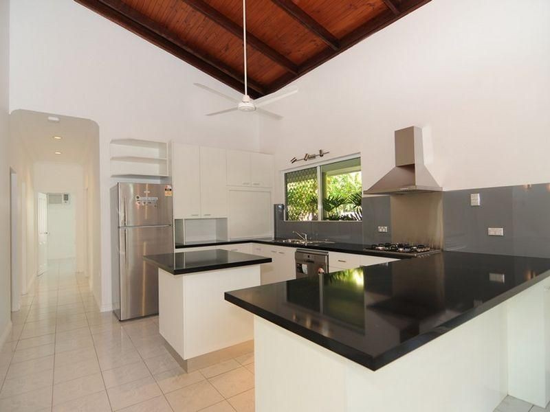 15 ENDEAVOUR STREET, Port Douglas QLD 4877