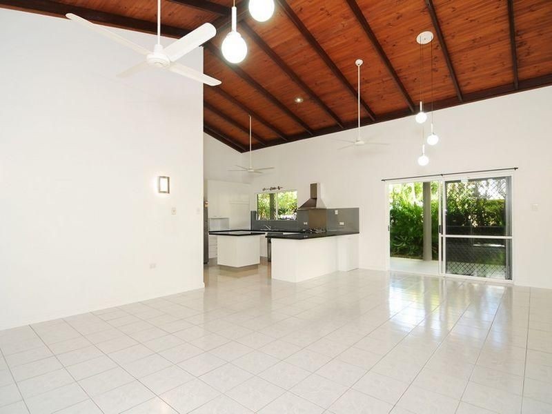 15 ENDEAVOUR STREET, Port Douglas QLD 4877