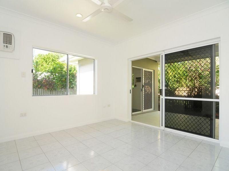 15 ENDEAVOUR STREET, Port Douglas QLD 4877