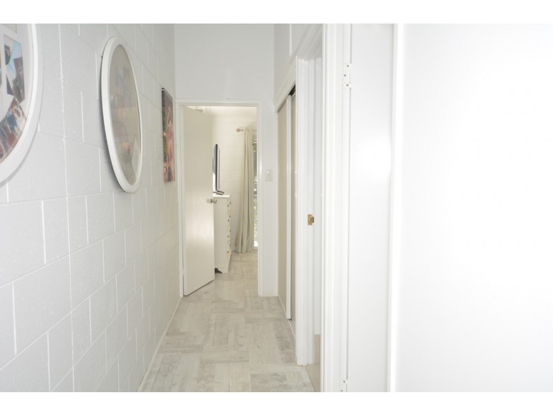 Unit 5, 15 Triton Crescent, Port Douglas QLD 4877