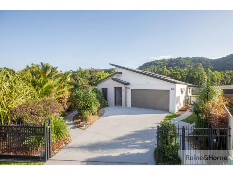 9 WARATAH CLOSE, Mossman QLD 4873