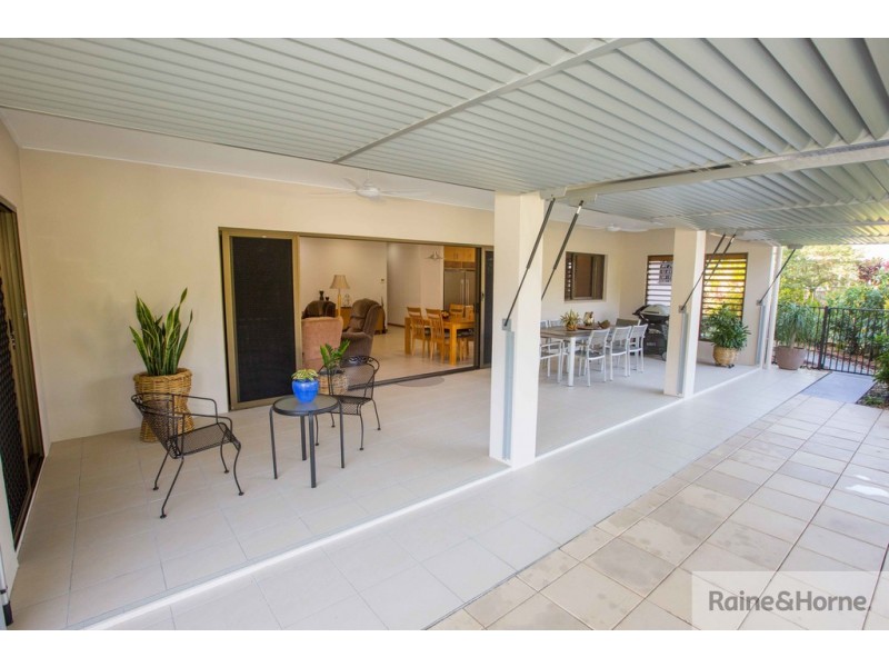 9 WARATAH CLOSE, Mossman QLD 4873