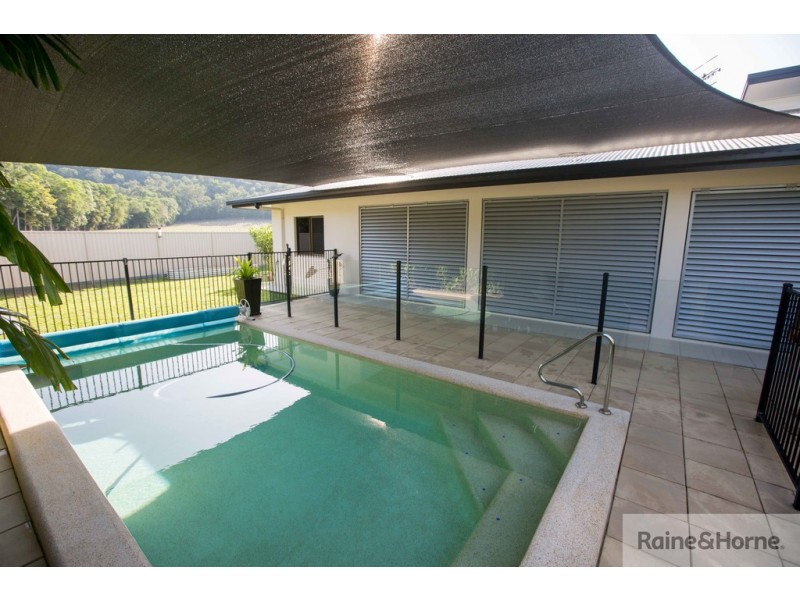 9 WARATAH CLOSE, Mossman QLD 4873
