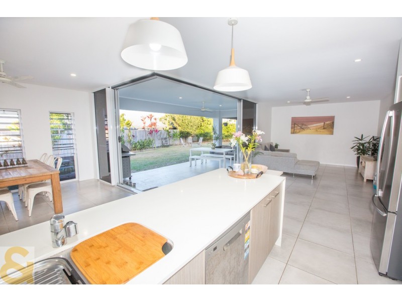 4 JULAJI CLOSE, Cooya Beach QLD 4873