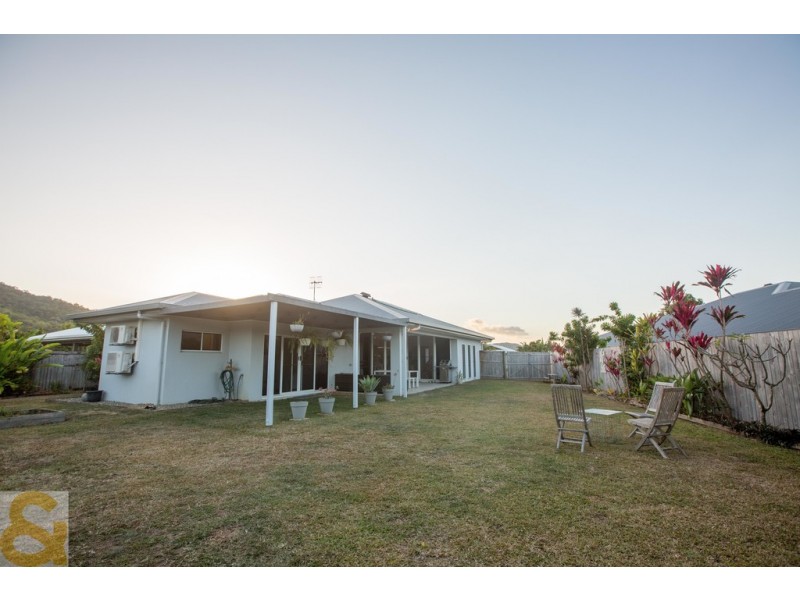 4 JULAJI CLOSE, Cooya Beach QLD 4873