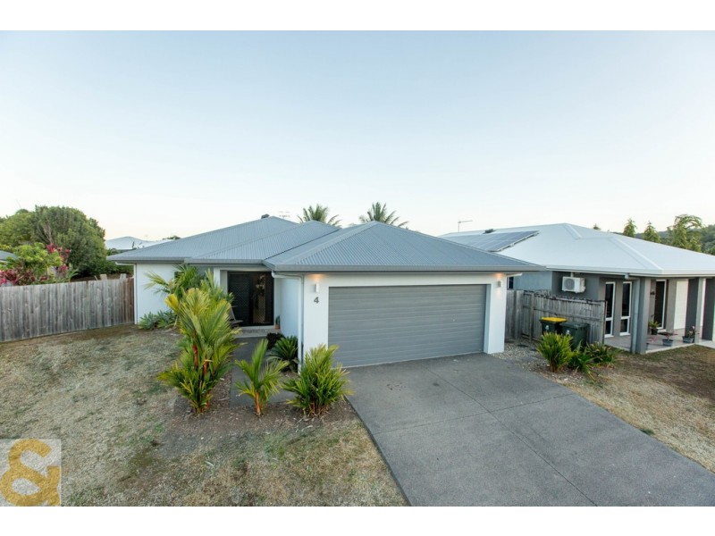 4 JULAJI CLOSE, Cooya Beach QLD 4873
