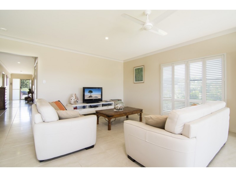 16 DULKU CLOSE, Port Douglas QLD 4877