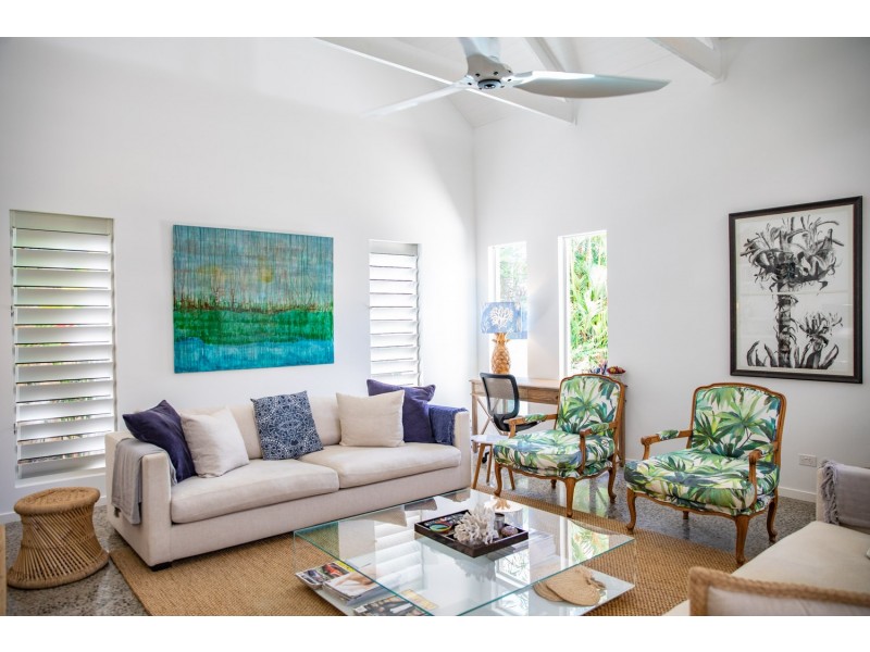 4/11 CRAVEN CLOSE, Port Douglas QLD 4877