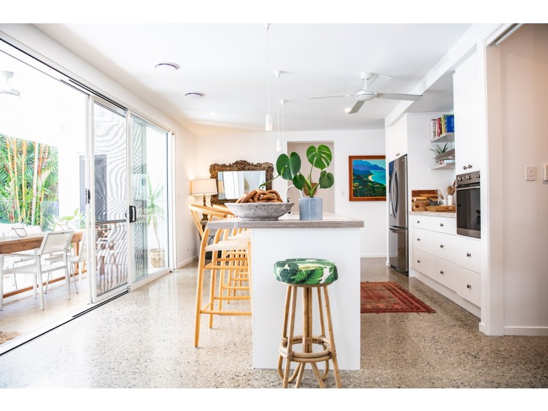 4/11 CRAVEN CLOSE, Port Douglas QLD 4877