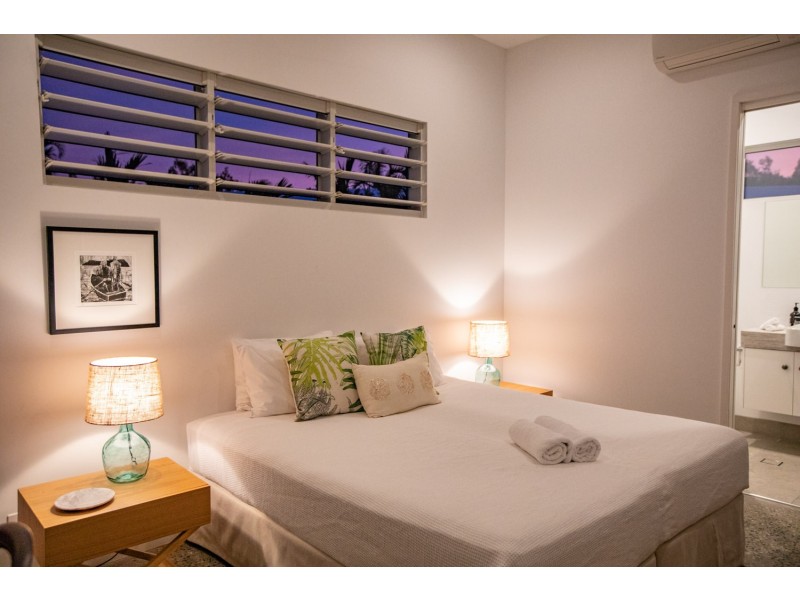 4/11 CRAVEN CLOSE, Port Douglas QLD 4877