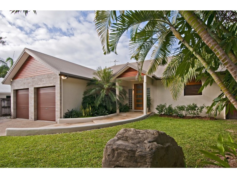 47 ENDEAVOUR STREET, Port Douglas QLD 4877