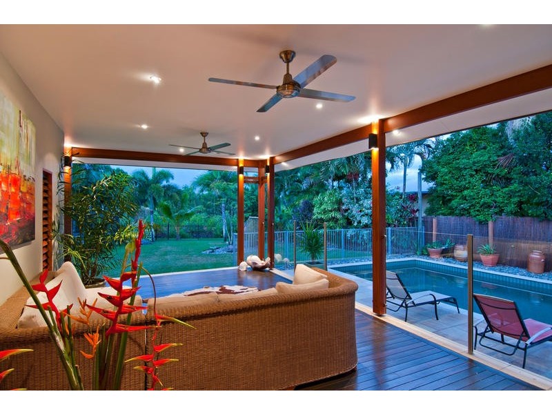 47 ENDEAVOUR STREET, Port Douglas QLD 4877